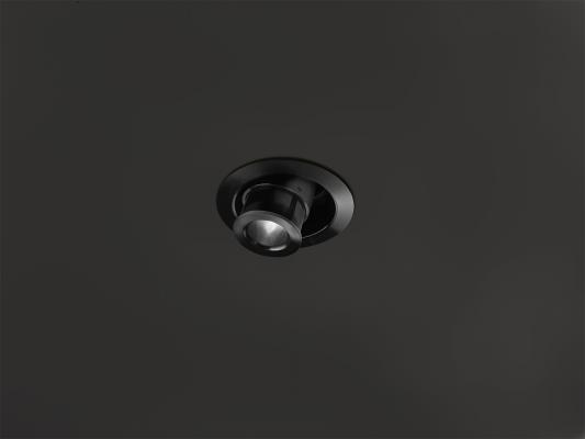 Cameo 1.2, 3000K, zoom óptico orientable 8°—40°, negro