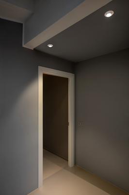 Esem 4.2,  3000K, 14W, 24°, blanc. Habitation privée, Brescia, Italie. Interior design by Cristian Turra