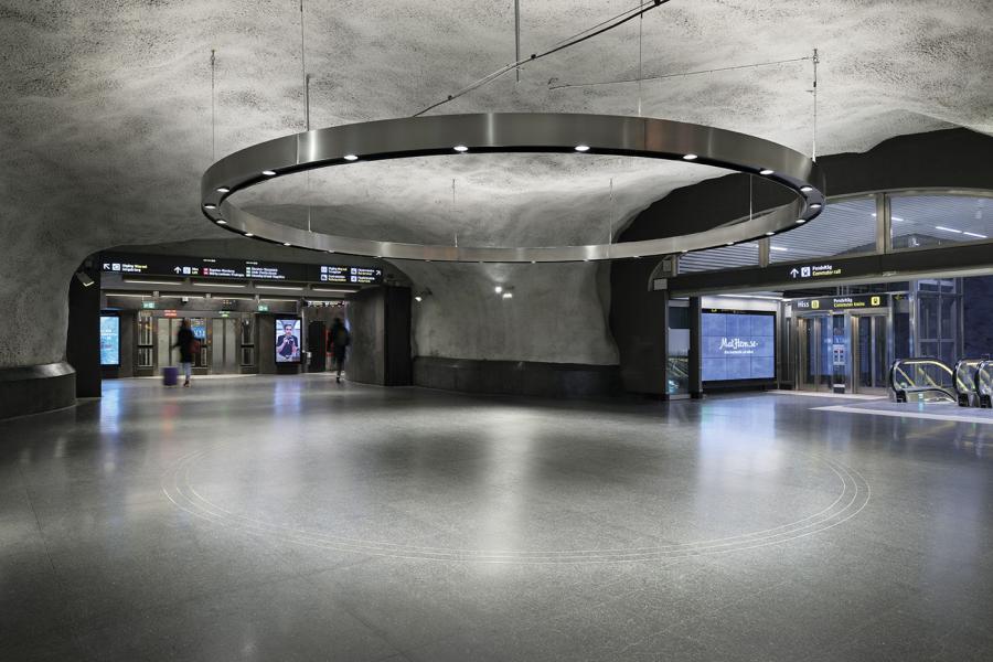 Освещение Центральная станция метро Стокгольма