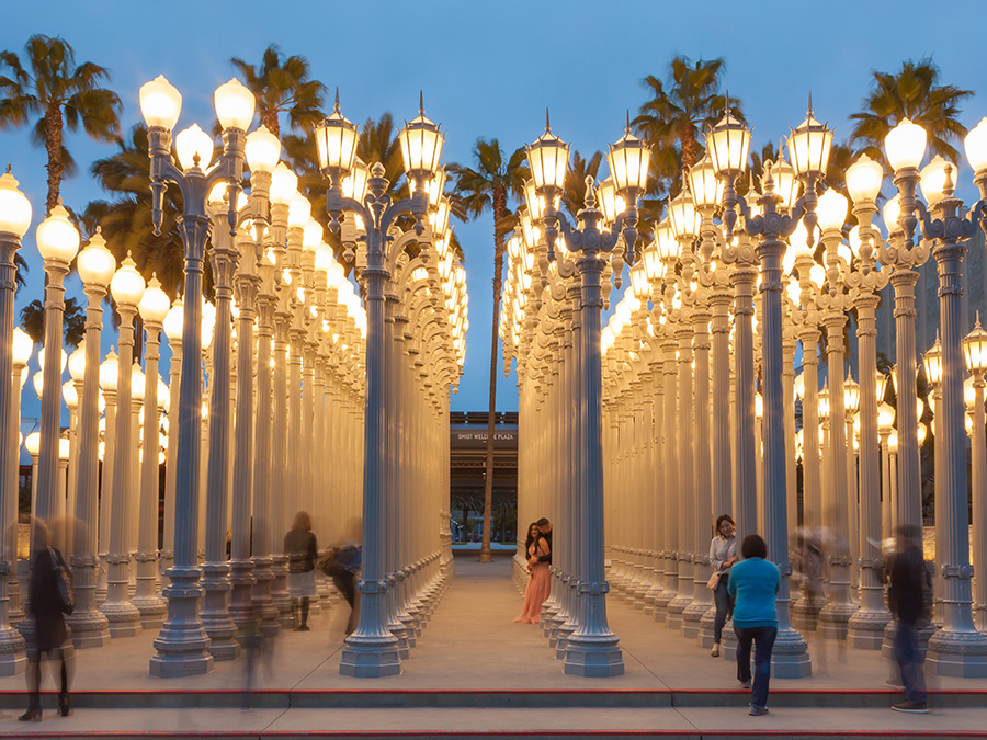 Urban Light, Chris Burden, LACMA (Los Angeles County Museum of Art)