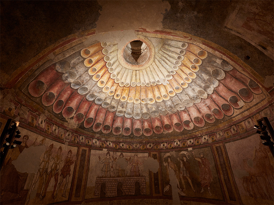 Ginko, 3000K-4000K, 11°-17°-34°-45°-68°, cor-ten, casquette, mâts conçus par Lucearchitettura