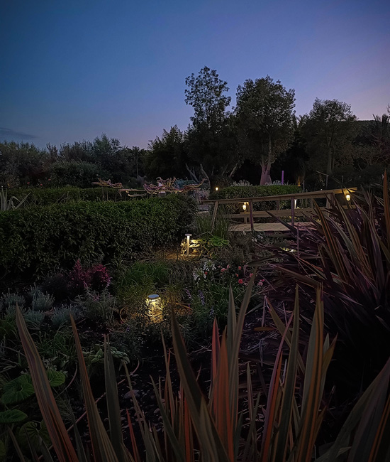 Illuminazione The Rambunctious Garden - Radicepura