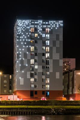 Goccia 2.6, 4000K, 2W. Torre residencial, Elbeuf-sur-Seine, Rouen, Francia. Project by Boucles de Seine Architecture, ETC, Delivered by EDE - Européenne d’Éclairage