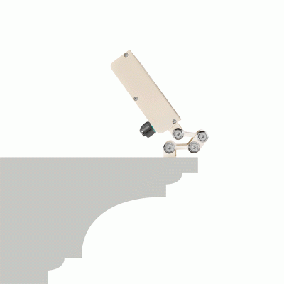 Adjustable bracket