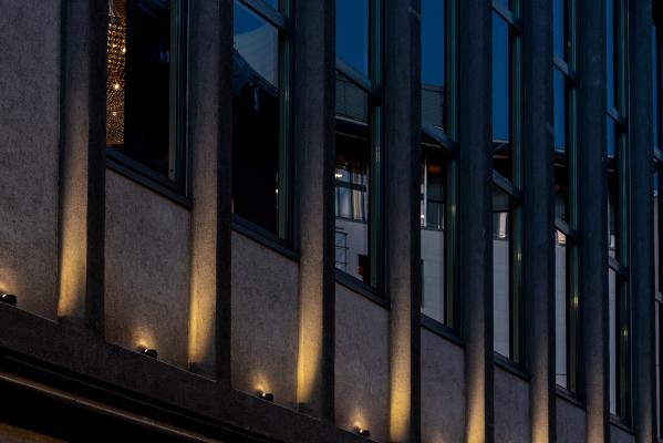 Lyss Mini 1.0, 3000K, 3W, satinada 9°x160°. Hotel Bristol, Oslo, Norway. Light planning: Ida Hågensen (SML Lighting), Entregado por SML Lighting, Fotos: Tomasz Majewski