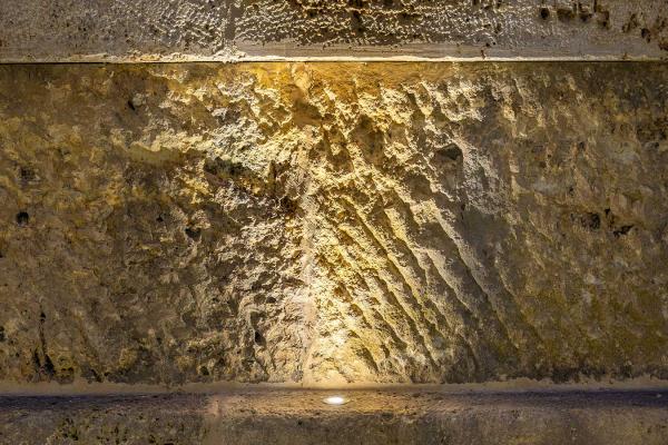 Bright 1.6, 3000K, 2W, 43°. Fontana del Canale, Campobello di Licata, Agrigento, Italia. Fontana del Canale, Campobello di Licata, Agrigento, Italia. Light planning by City Green Light, ing. Patrizia Maesano. Photo by Archifotografia