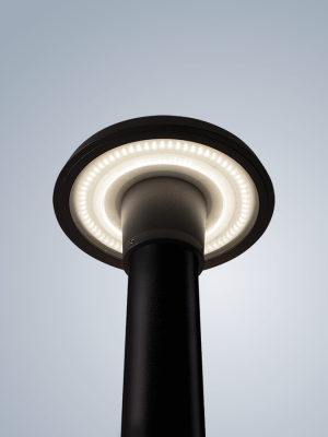 The 360° radial optics ensure uniform and soft lighting, without shadow zones at the base