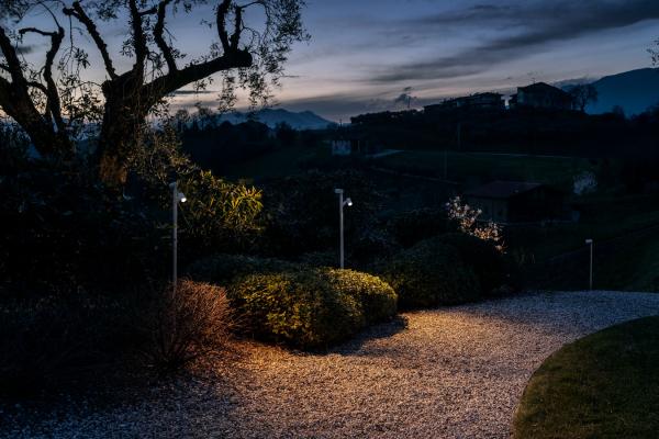 Pivot B 1.9, 3000K, 14 W, 15° - 43°, optical range, white