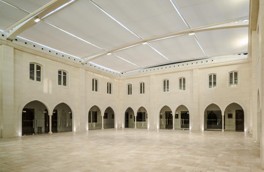 Iluminación Claustro de los padres antonianos, Monasterio de San Antonio