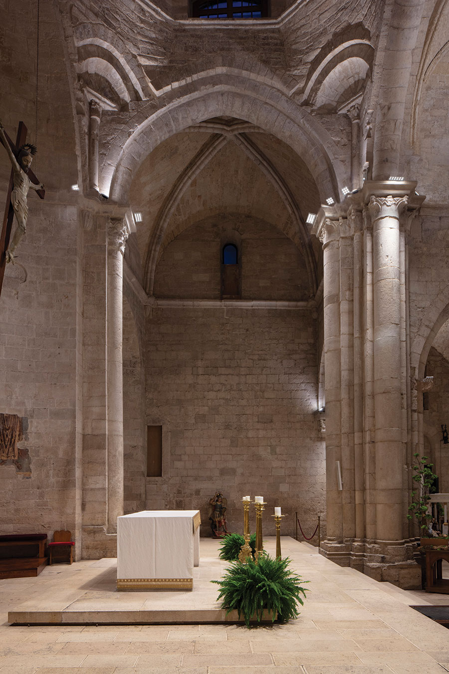 Lighting Basilica of the Holy Sepulchre