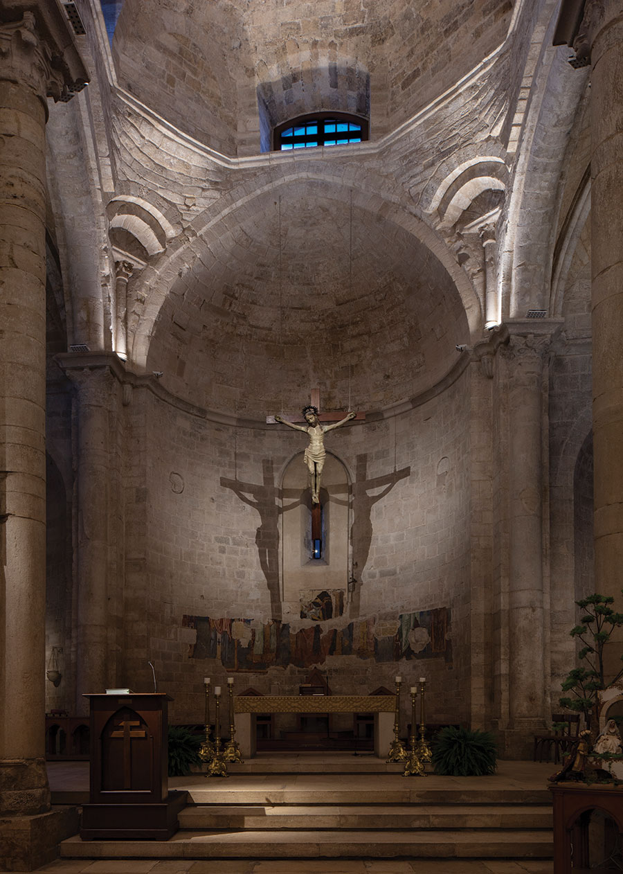 Lighting Basilica of the Holy Sepulchre