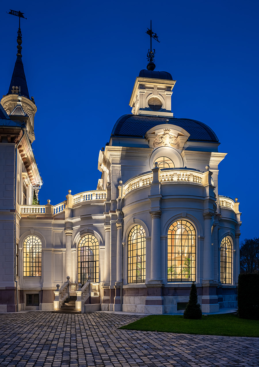 Lighting Botaniq Castle