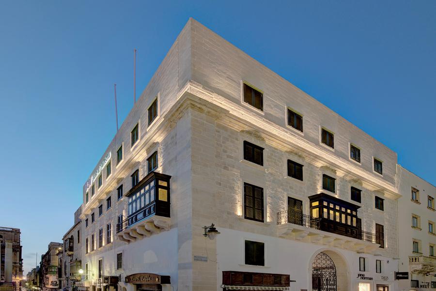 BOV Bank of Valletta Beleuchtung