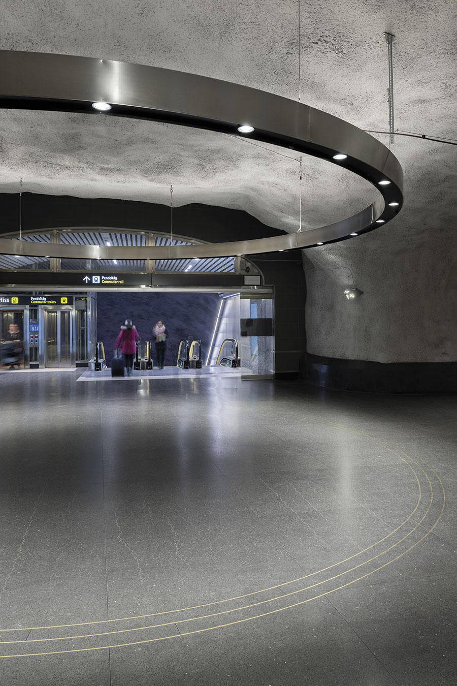 Iluminación Central Metro Station