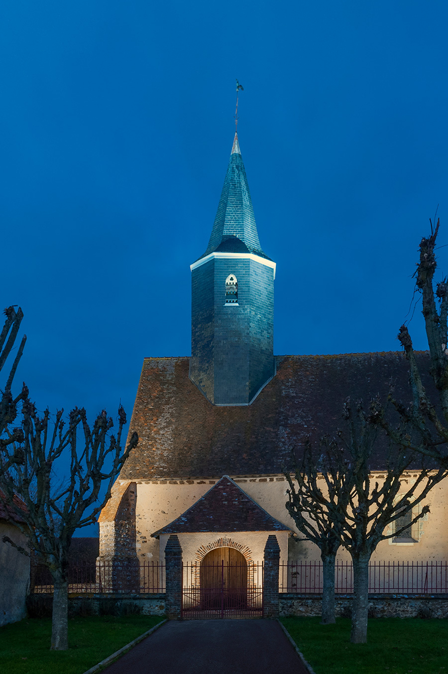 Освещение Церковь Сен Мартен
