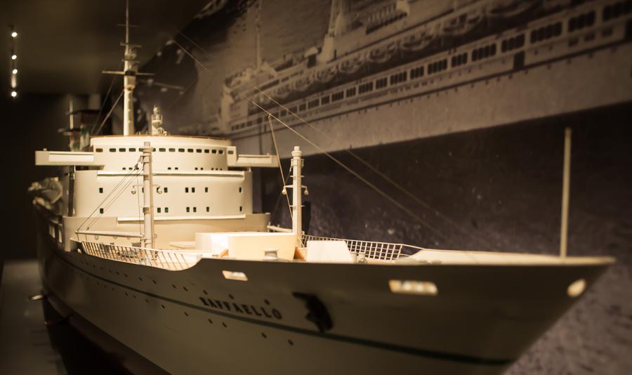 Ausstellung „Andrea Doria - Das schönste Schiff der Welt” -  Meeresmuseum Galata Beleuchtung