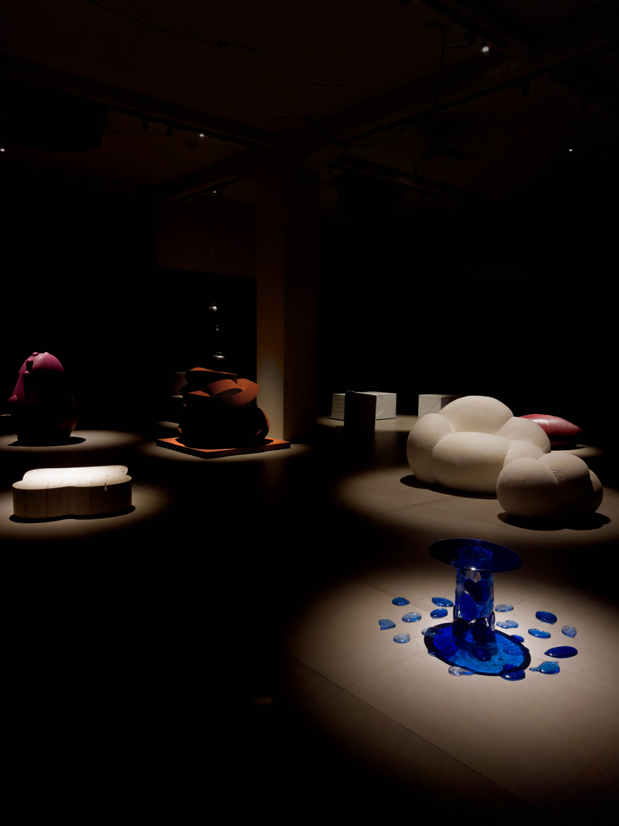 Iluminación Fuorisalone 2025 – SENSES de IAMMI y Materia-Studio