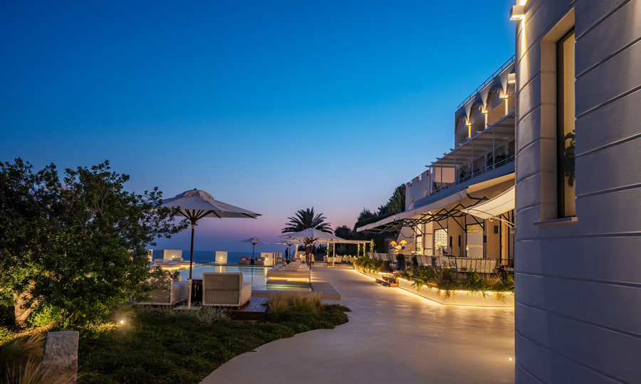 Освещение Furore Grand Hotel