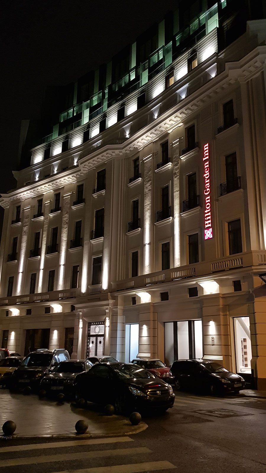 Освещение Hilton Garden Inn