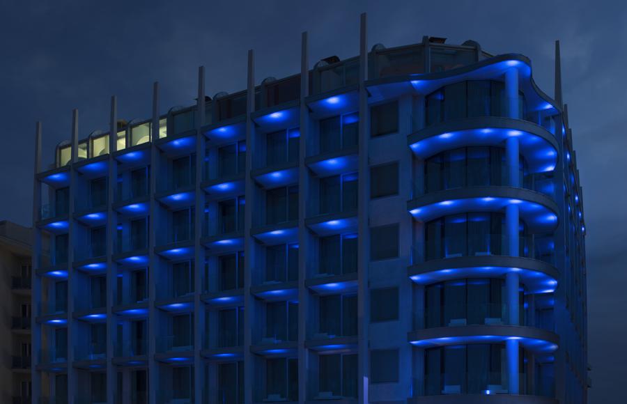 Illuminazione i-Suite Hotel