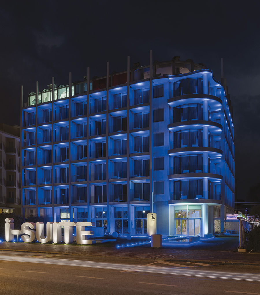 Illuminazione i-Suite Hotel