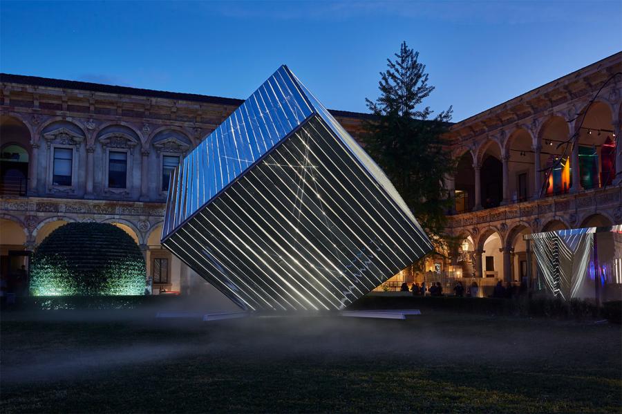 Momentum, INTERNI Design Re-Evolution, Fuorisalone 2023 Beleuchtung