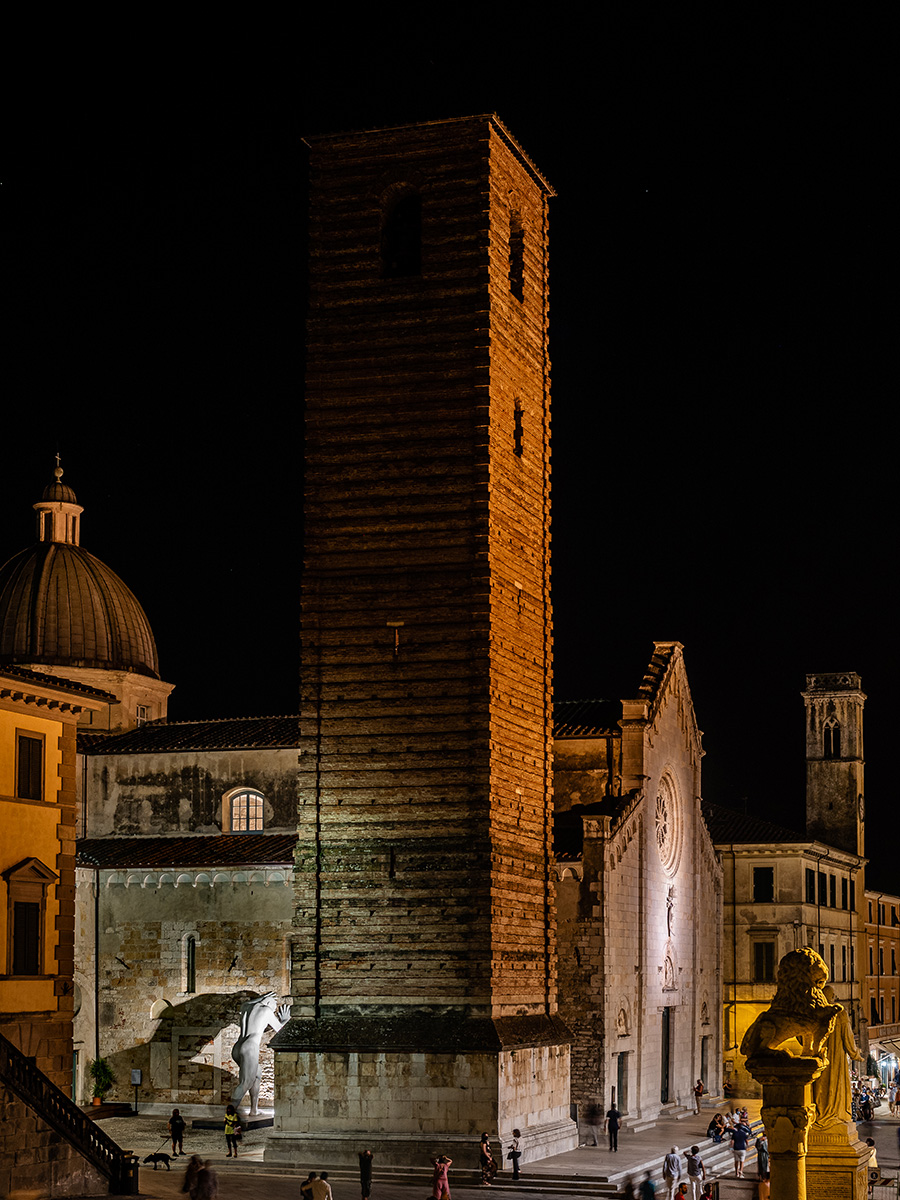 „Mr Arbitrium” / „Il Sospeso”, Emanuele Giannelli Beleuchtung