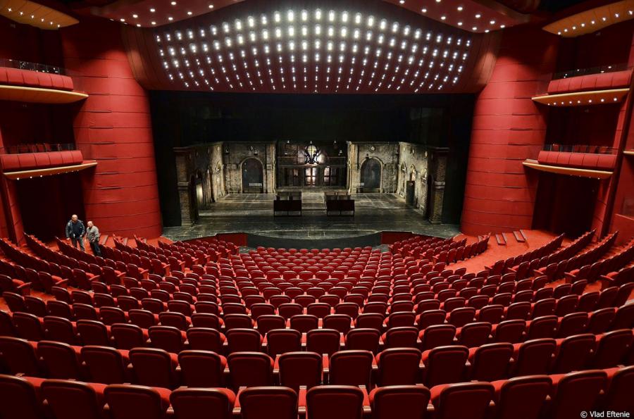 Nationaltheater, Balcony Beleuchtung