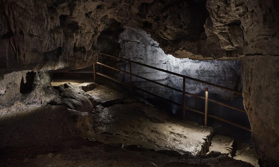Illuminazione Grotte di Oliero, Valbrenta