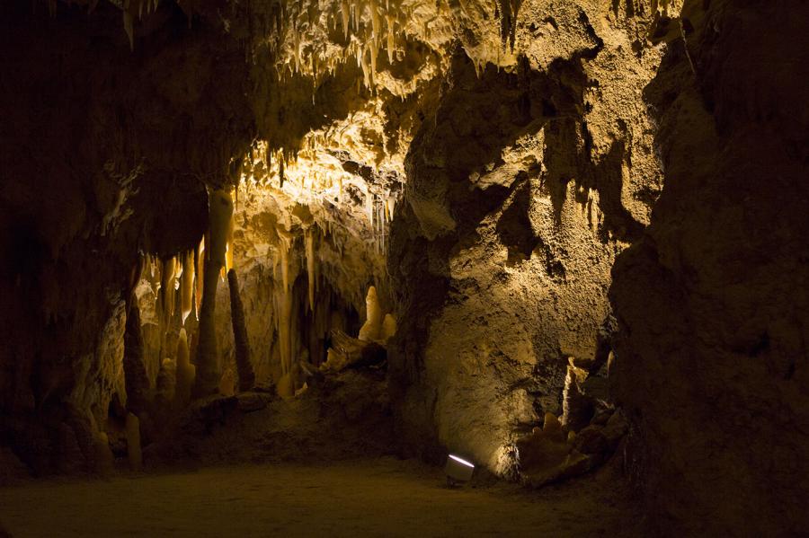 Éclairage Grotte de Otruševec