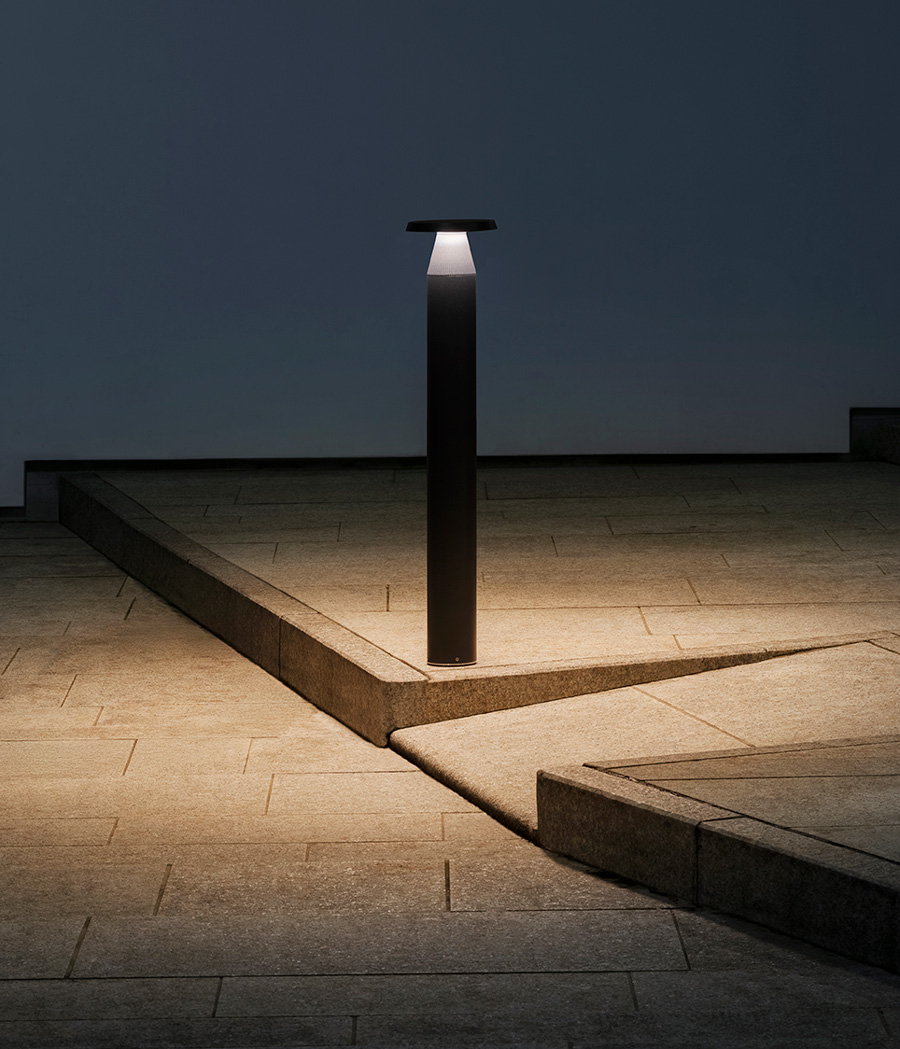 Lighting Private square, Milan