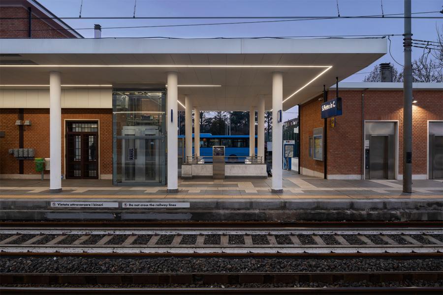 Bahnhof San Pietro in Casale Beleuchtung