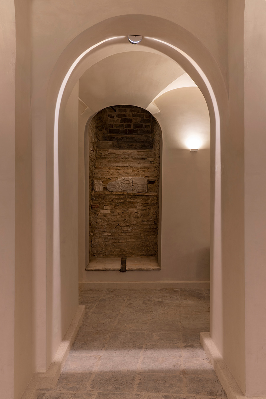 Iluminación La cripta de la iglesia de San Cristinziano