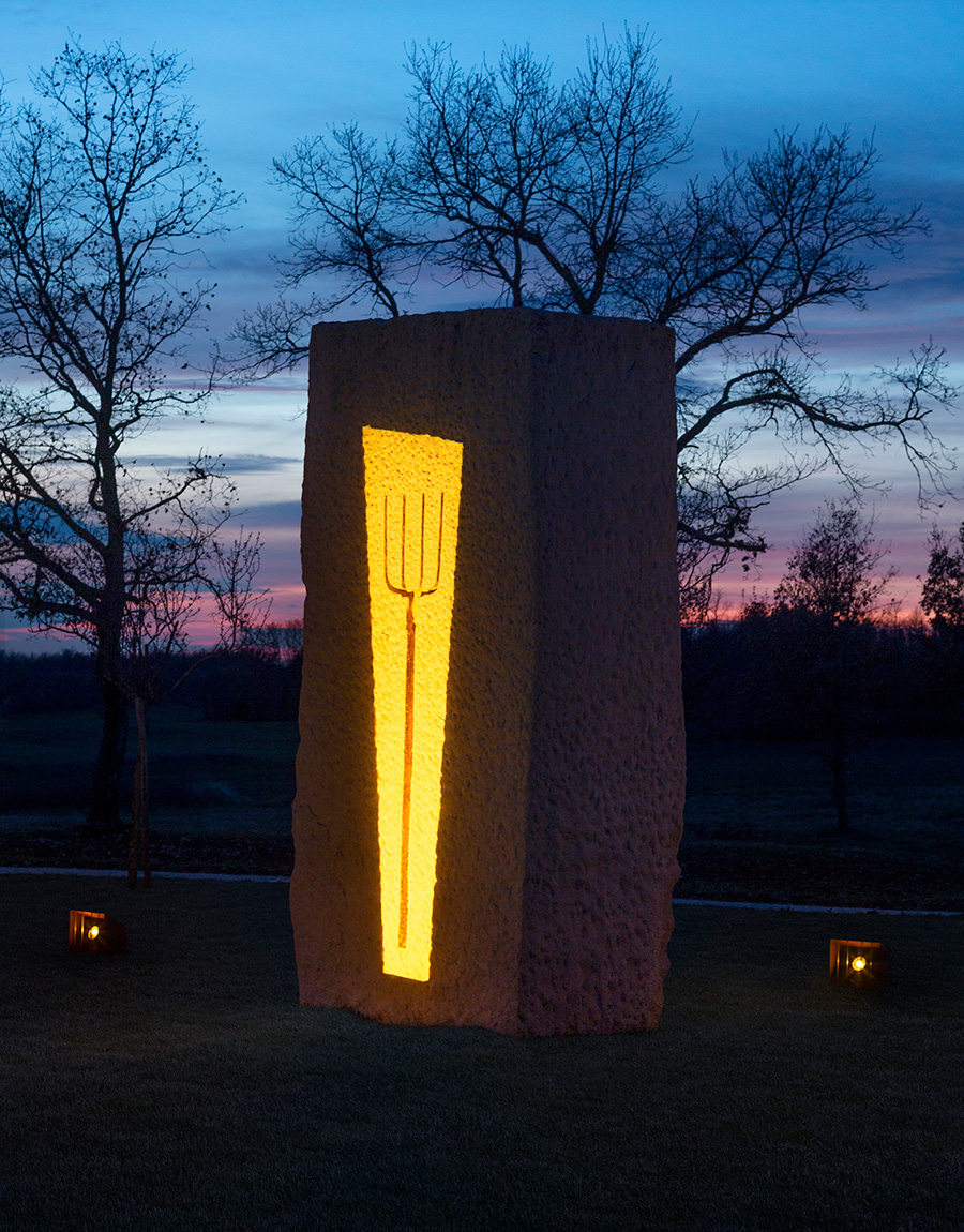 Éclairage Mémorial de Tičan