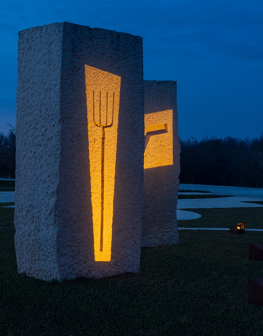 Éclairage Mémorial de Tičan